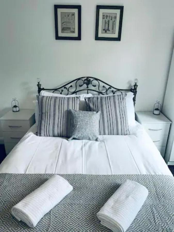 Comfortable Town House In Coventry City Centre Εξωτερικό φωτογραφία
