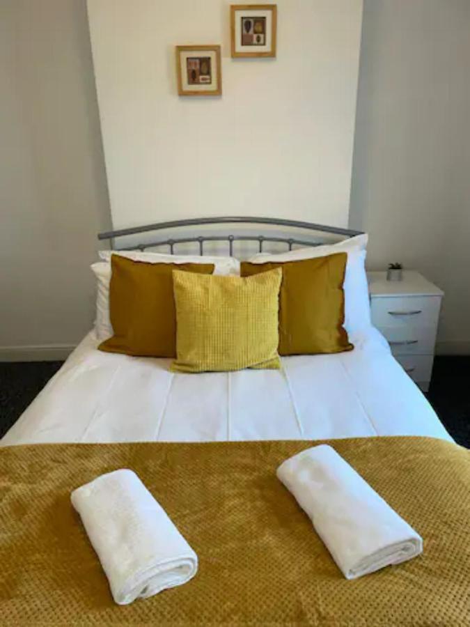 Comfortable Town House In Coventry City Centre Βίλα Εξωτερικό φωτογραφία